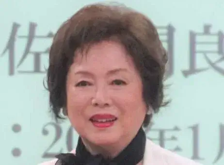 佐久間良子の娘・平朋子の現在は？医者の噂や学歴やアメリカ生活とは